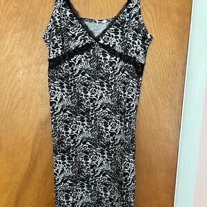 BCBGMAXAZRIA Chemise Large sleep or loungewear new without tags